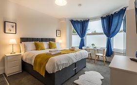 West Street Studio Apartments In Southend
